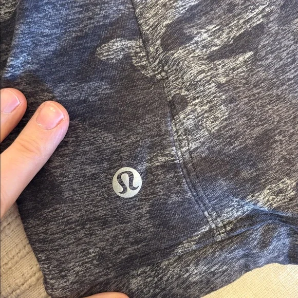 LULULEMON RUNDERFUL CAMO TOP - Picture 8 of 11